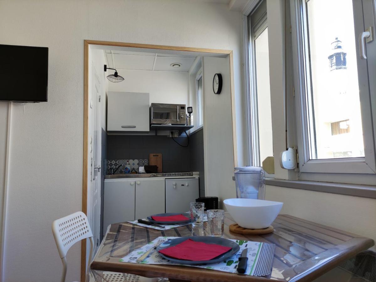 Les Lumieres Du Phare Apartment Calais Luaran gambar